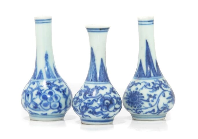 Miniature Chinese vase, from the Hatcher shipwreck, C. 1645 -940