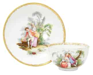 Meissen teabowl & saucer, Watteauesque scenes, c. 1770 -0