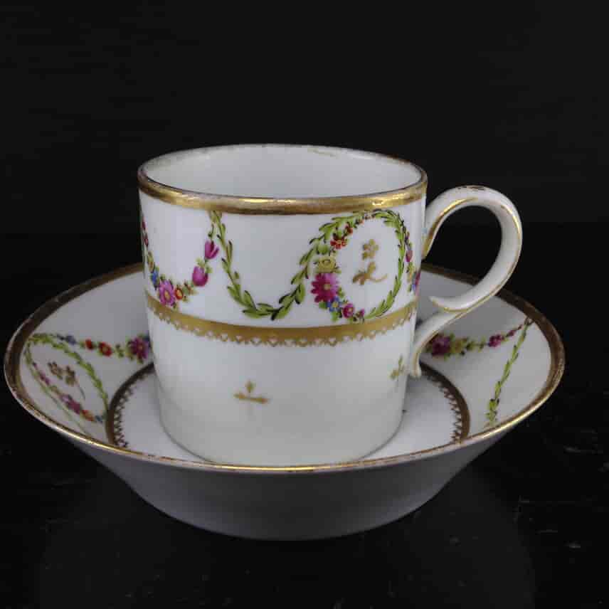Niderviller coffee can & saucer, flower swags, c.1785 -0