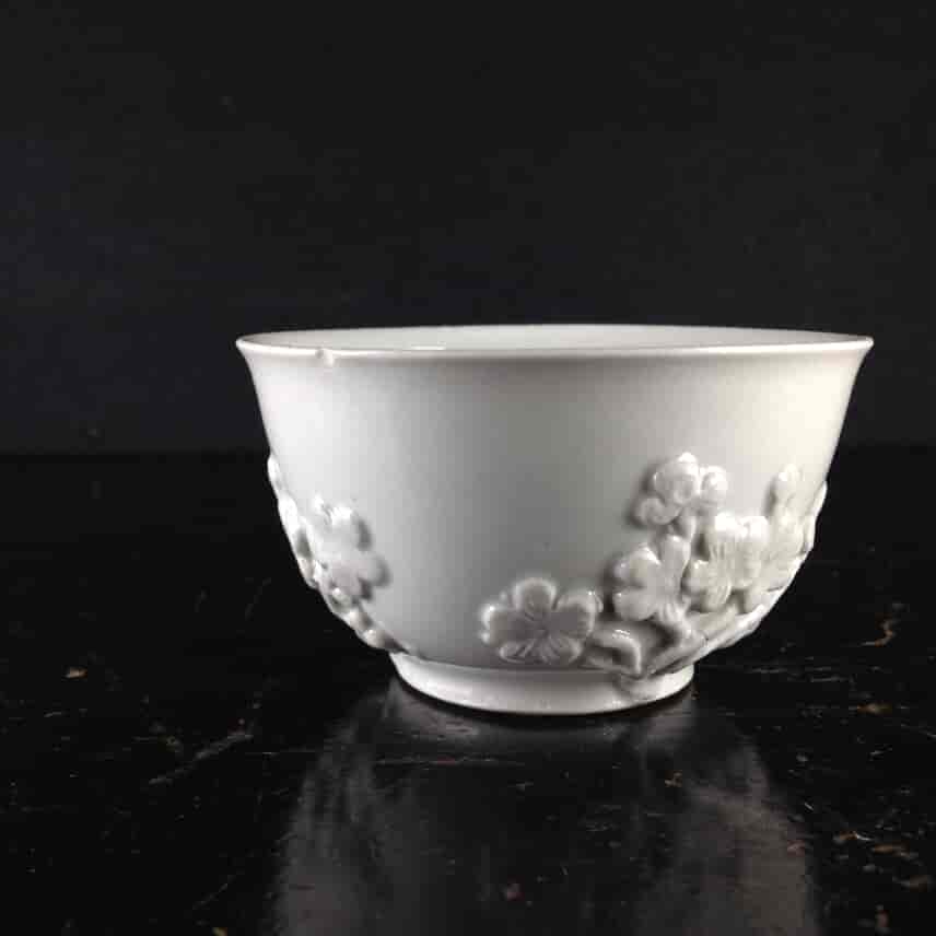 Doccia teabowl with prunus sprigging, c.1755 -3196