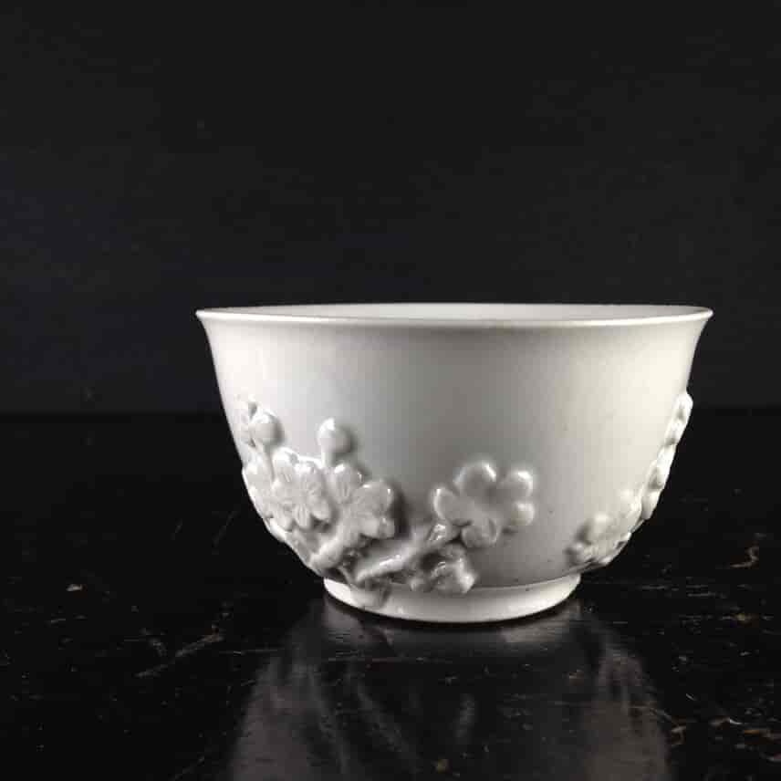 Doccia teabowl with prunus sprigging, c.1755 -3199