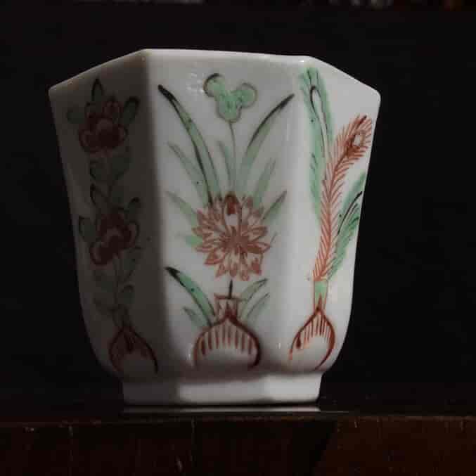 Chinese octagonal beaker, London decorated C. 1720 -912