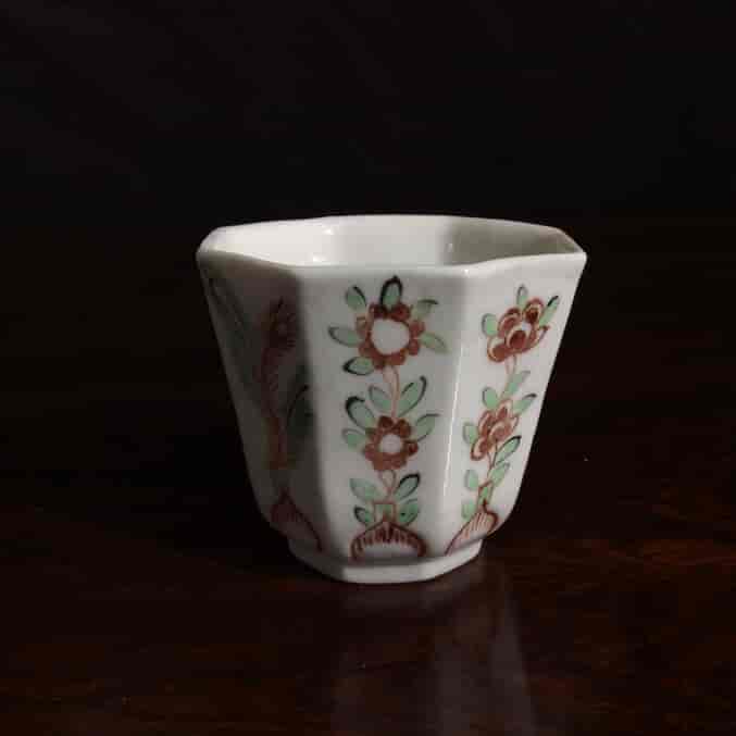 Chinese octagonal beaker, London decorated C. 1720 -913