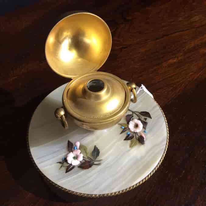 Onyx Inkwell & pen stand with inlaid flowers, C. 1870 -924