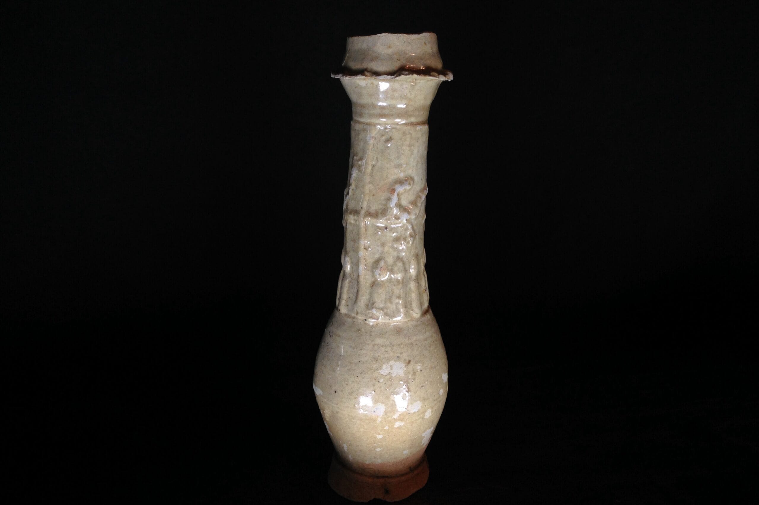 Chinese wine jar, changbai glaze, 12th century AD -0