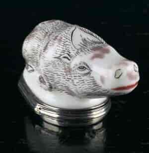 Saint Cloud snuffbox in the form of a water buffalo, c.1740 -9085