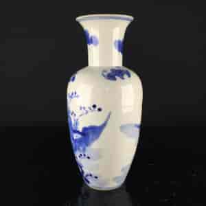 Chinese tall vase with underglaze blue figural scene, 19th century -9041