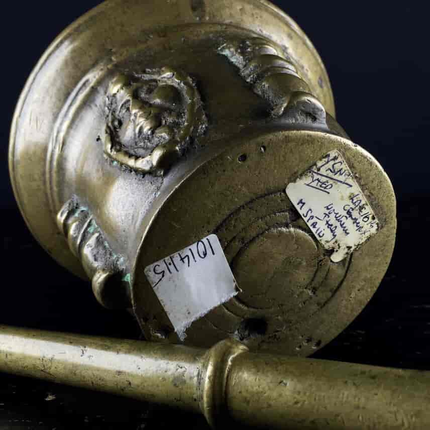 Bronze mortar & pestle, French, with Janus face, late 16th century -9334