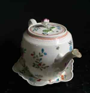 Worcester Tea Pot and Stand painted with oriental flower sprays, c.1765 -10299
