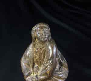 Oak carved figure of a female saint, 17th century -26887