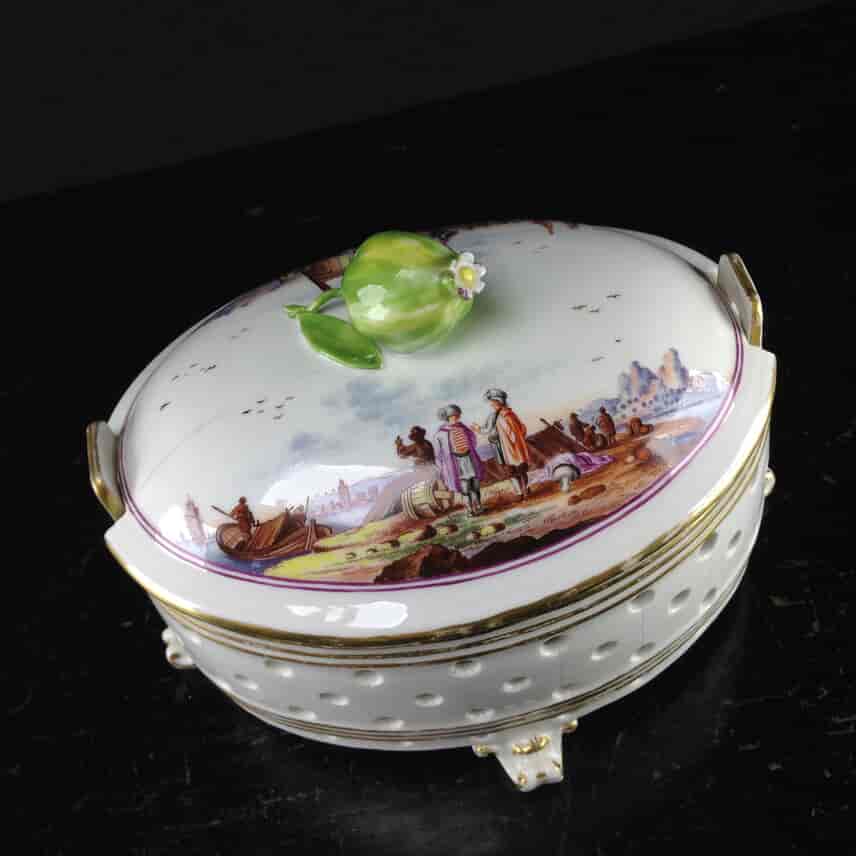Meissen butter cooler, Kauffahrtei scenes, c. 1740-1958