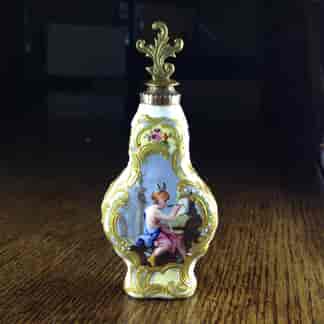 South Staffordshire enamel scent bottle , Athena & Artist, c. 1780 -0