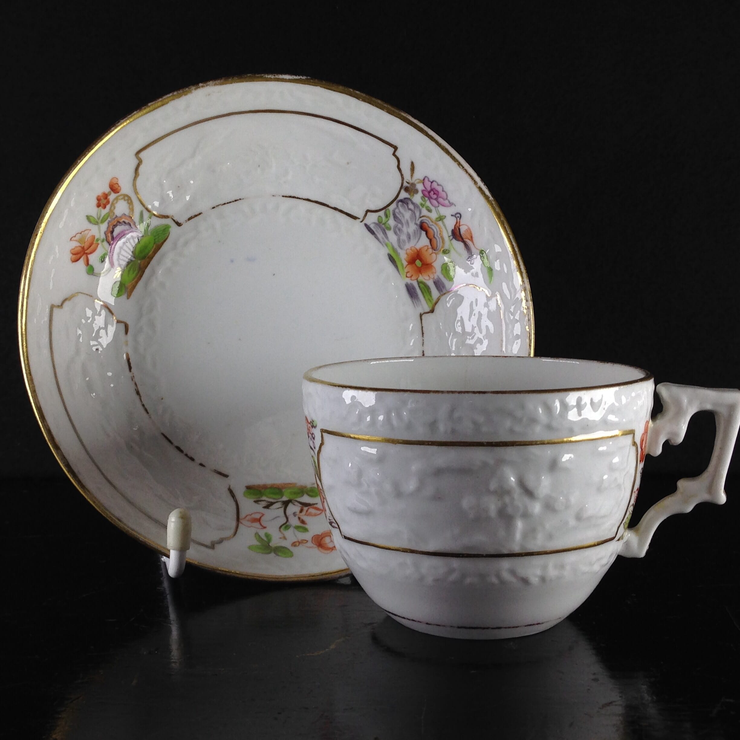 Miles Mason tea cup & saucer, rare Chinese Landscape moulding, c.1810 -0