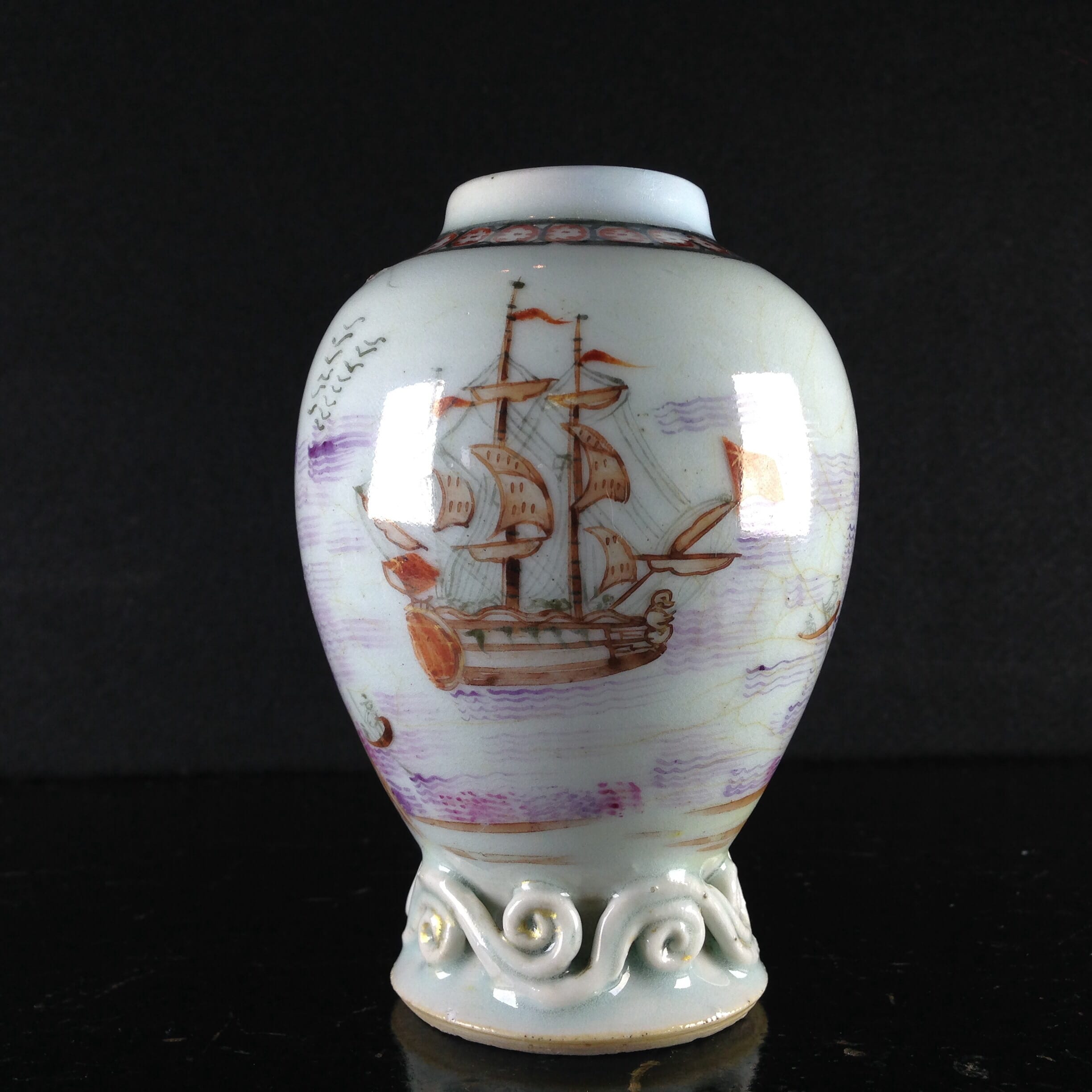 Chinese export tea canister with ship, c. 1760-0