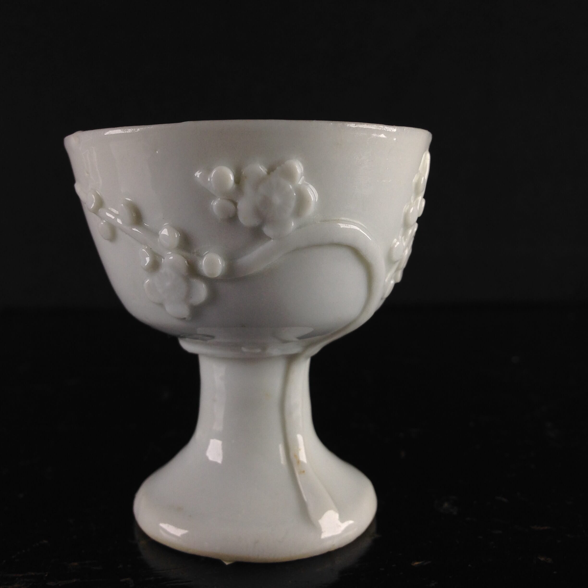 Chinese blanc de chine wine cup, C. 1750 -0