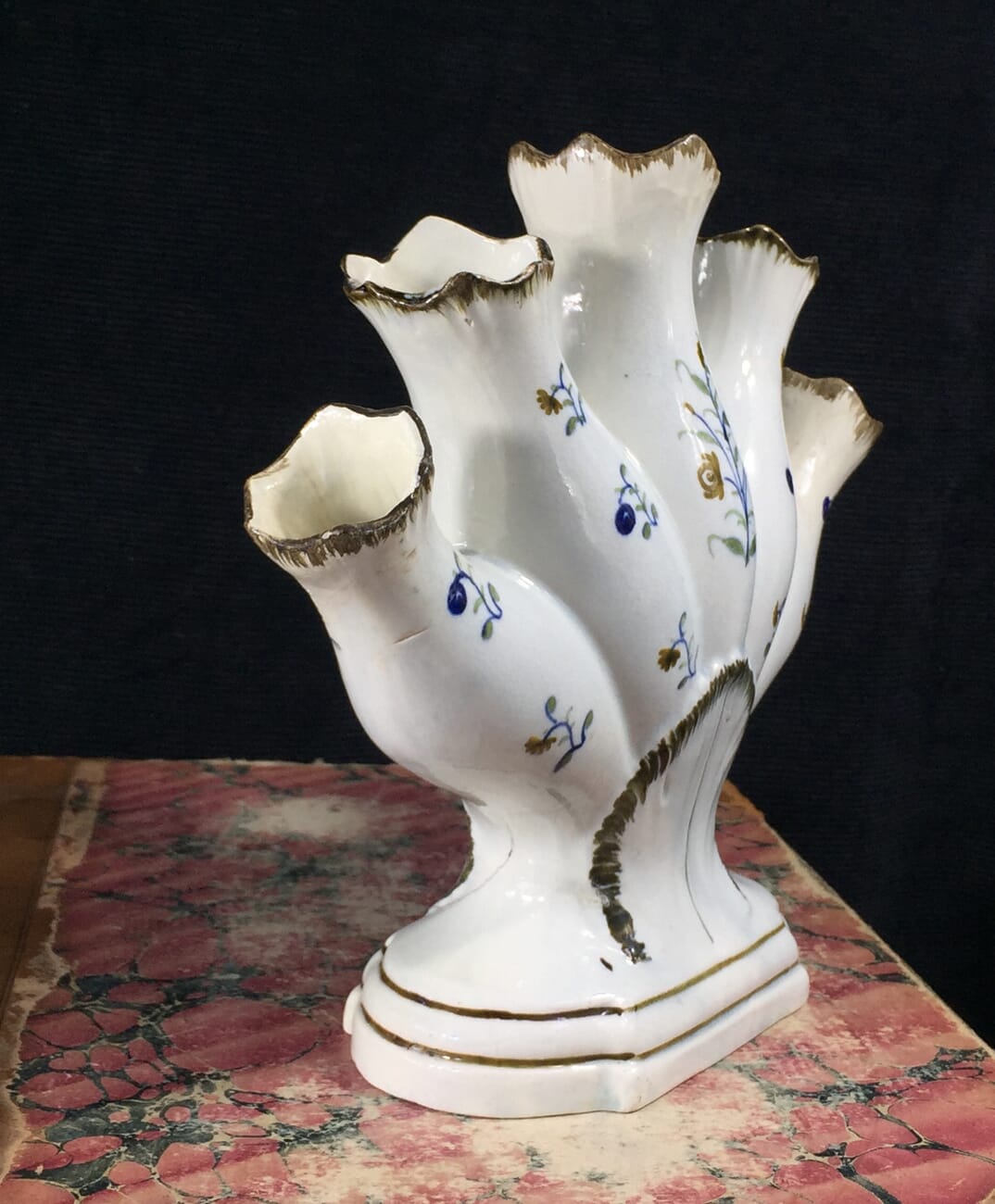 Pratt type quintal with flower painting, C.1820 -16607