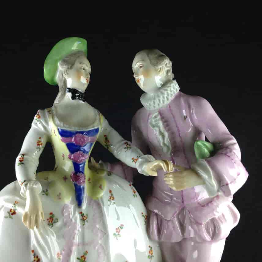 Vienna figure of a Lady & Gent, C. 1765 -3553