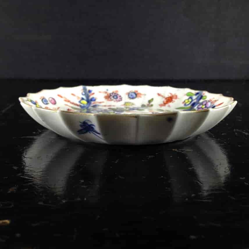 Worcester fluted saucer, prunus root, with bright clobbering, 1752 & later -3872
