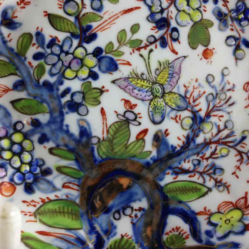 Worcester fluted saucer, prunus root, with bright clobbering, 1752 & later -3876