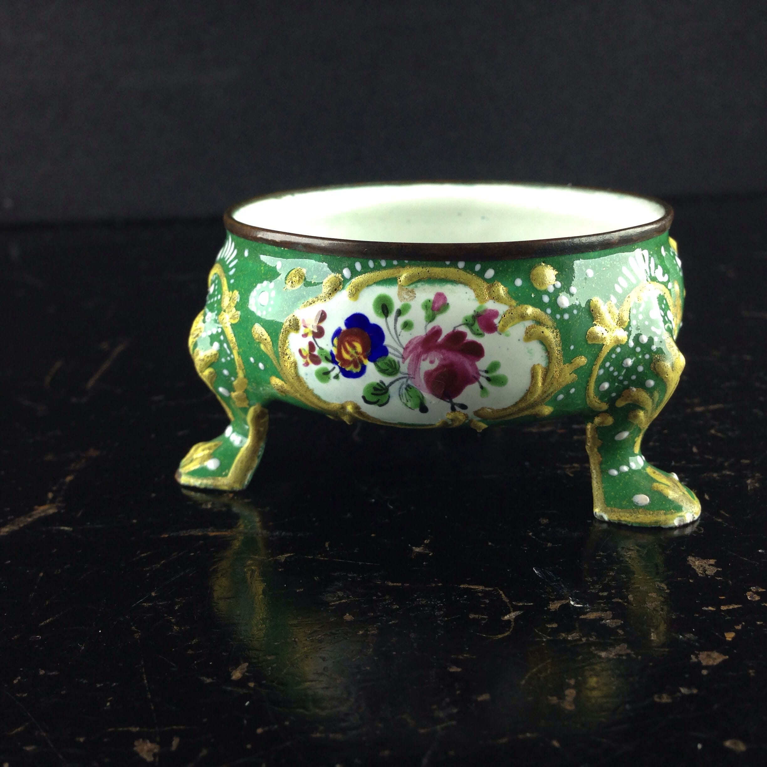 English enamel salt, green ground with flowers, c.1770 -0