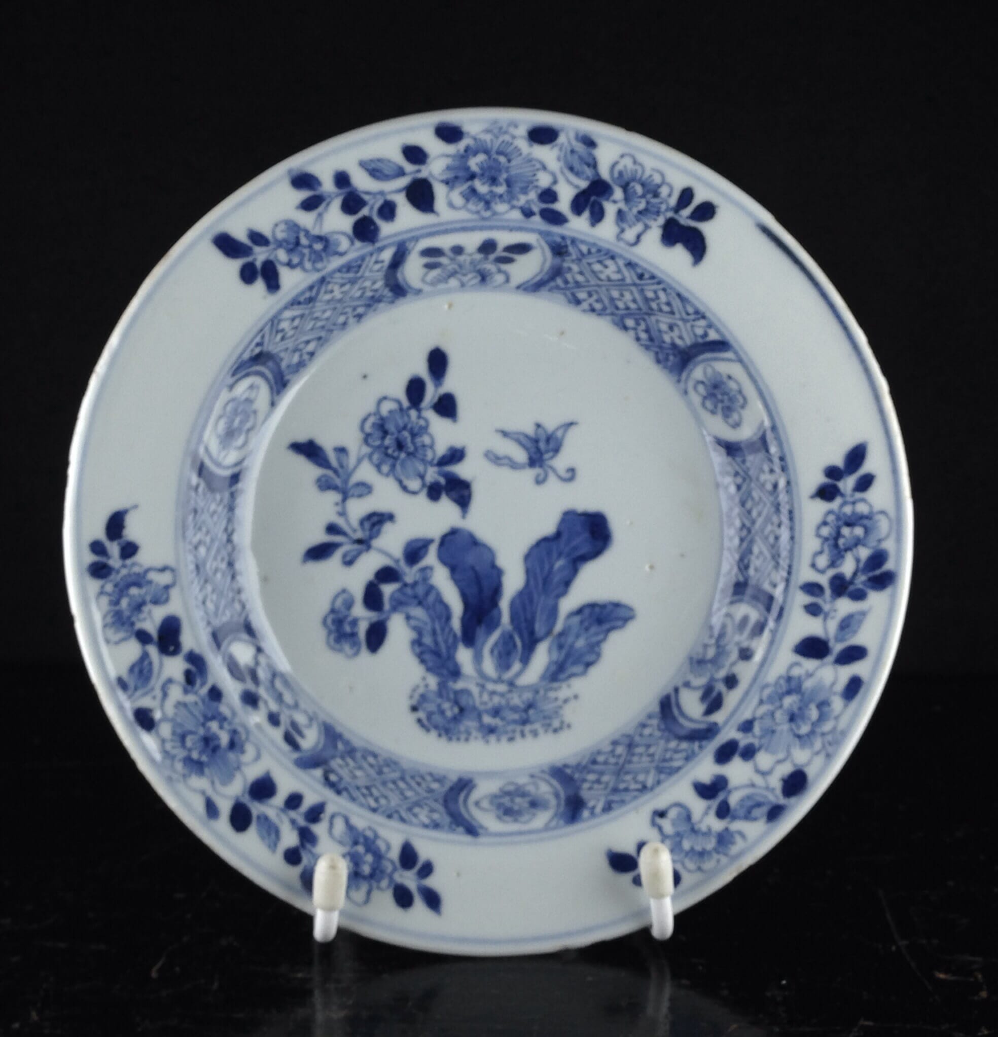 Chinese Export small bowl, raddish pattern, c.1750 -0