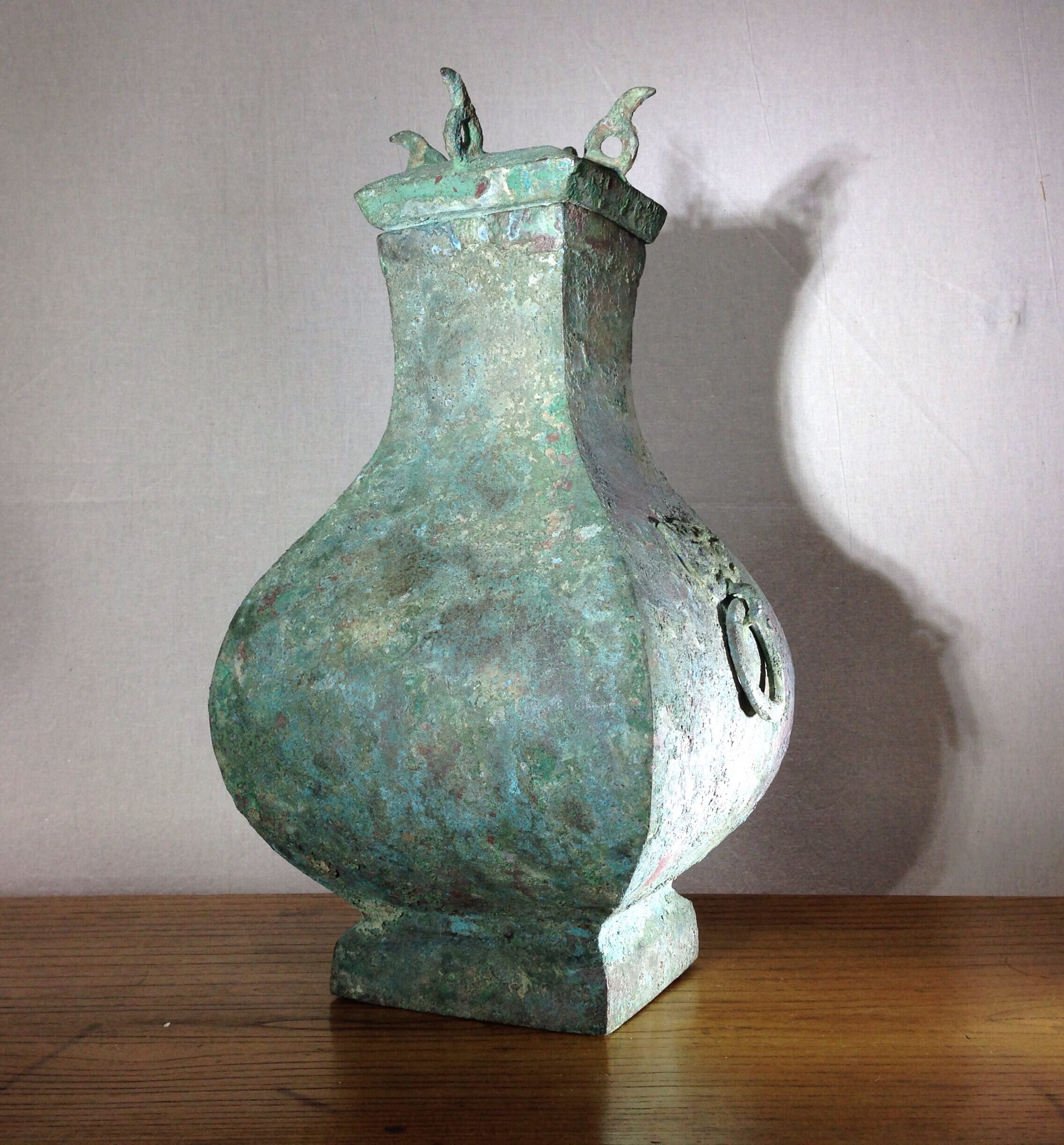 Bronze Fang Hu vase, Han dynasty , 206 BC - 221 AD -0