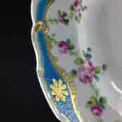 Chelsea-Derby plate with swags of roses, C. 1780 -1400