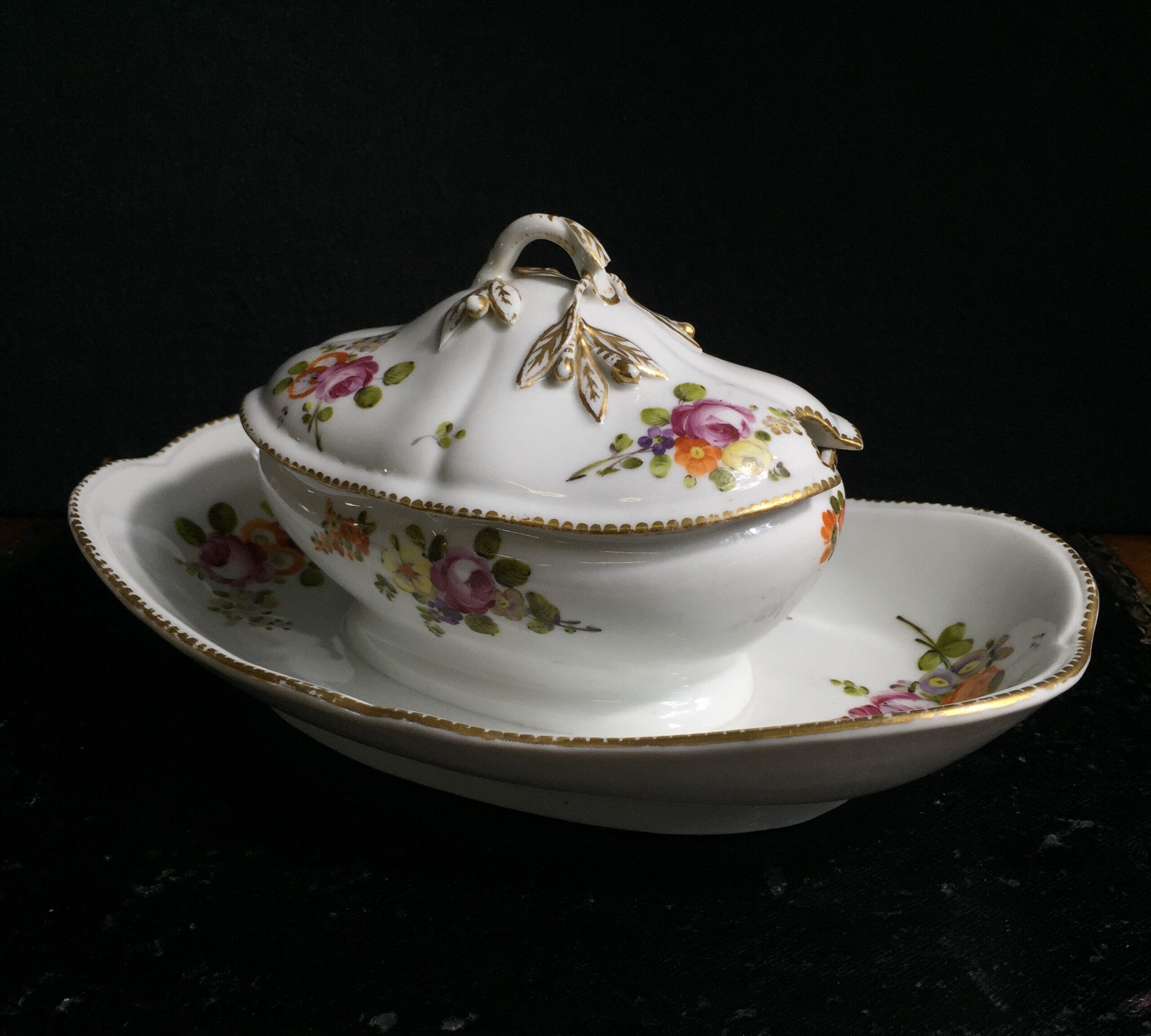 ‘La Courtille’ tureen on integral stand, C. 1780 -0