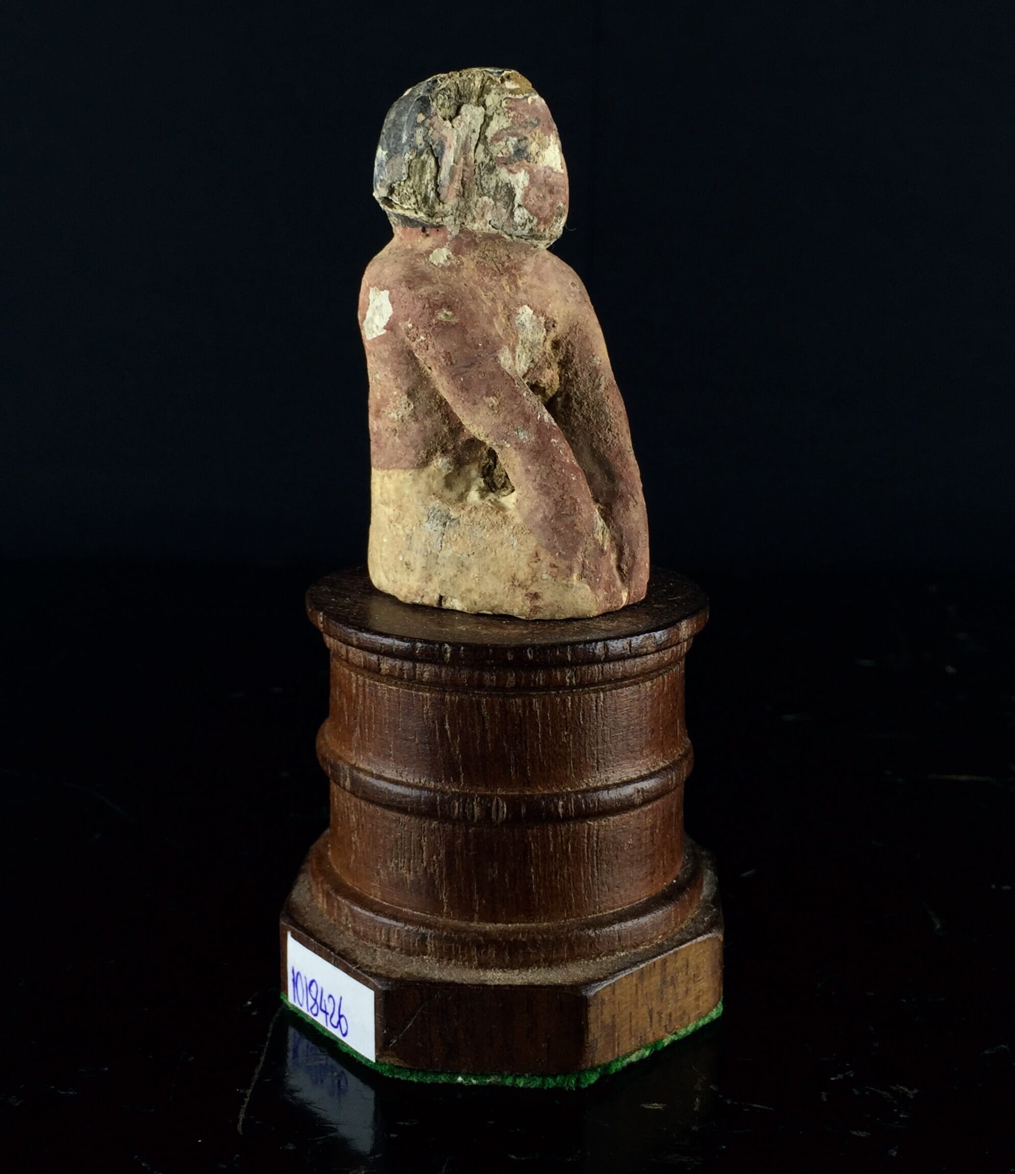Egyptian carved wood kneeling figure, probably a Boatman, -9646