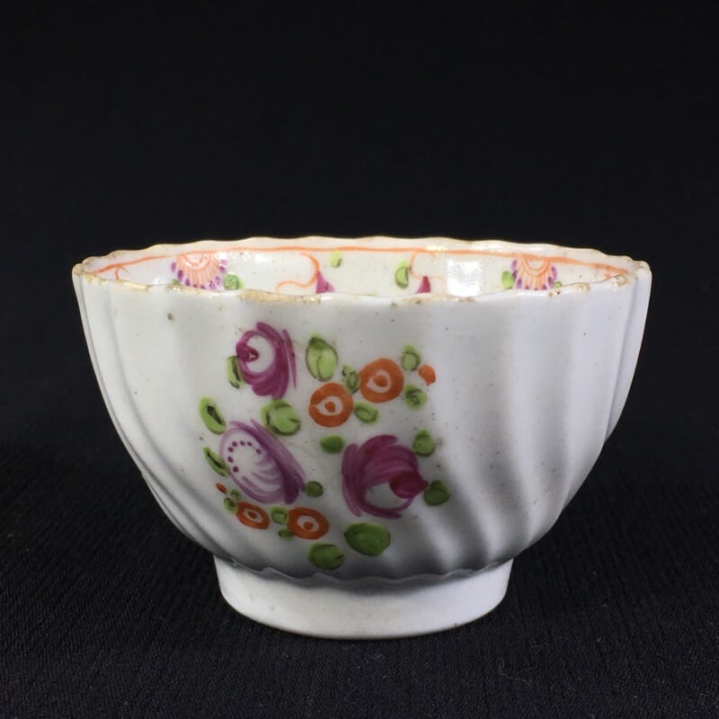 Newhall teabowl, Oriental Flowers pattern 195, c.1795 -0