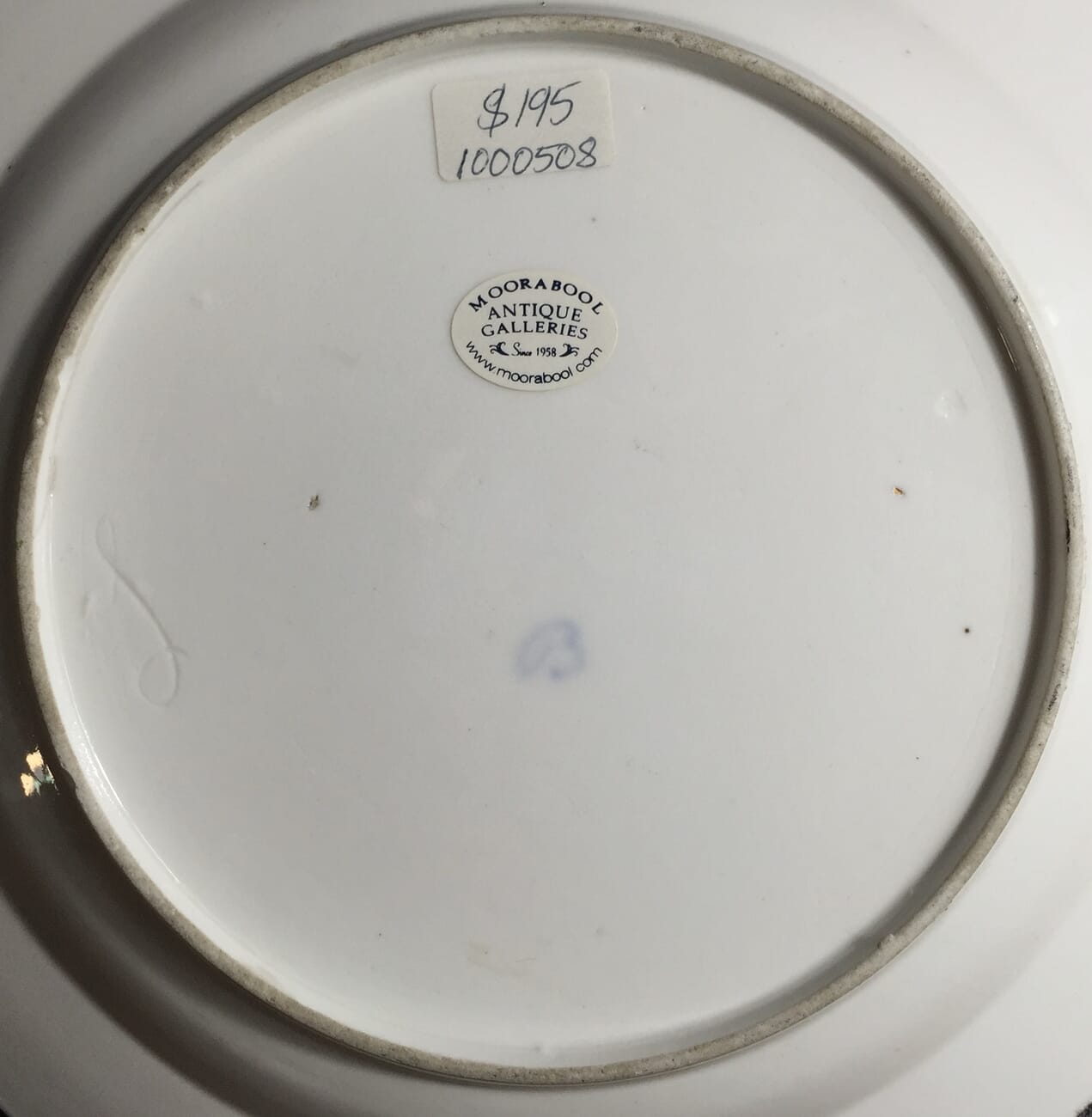 Les Boisettes plate with scatteref flowers, C. 1780 -10452