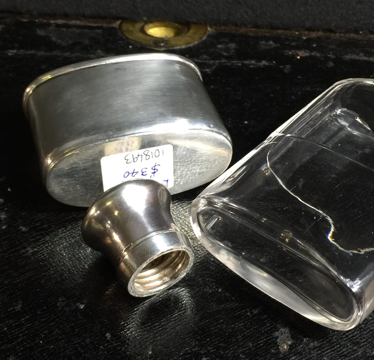 Sterling mounted spirit flask, London 1886-10473