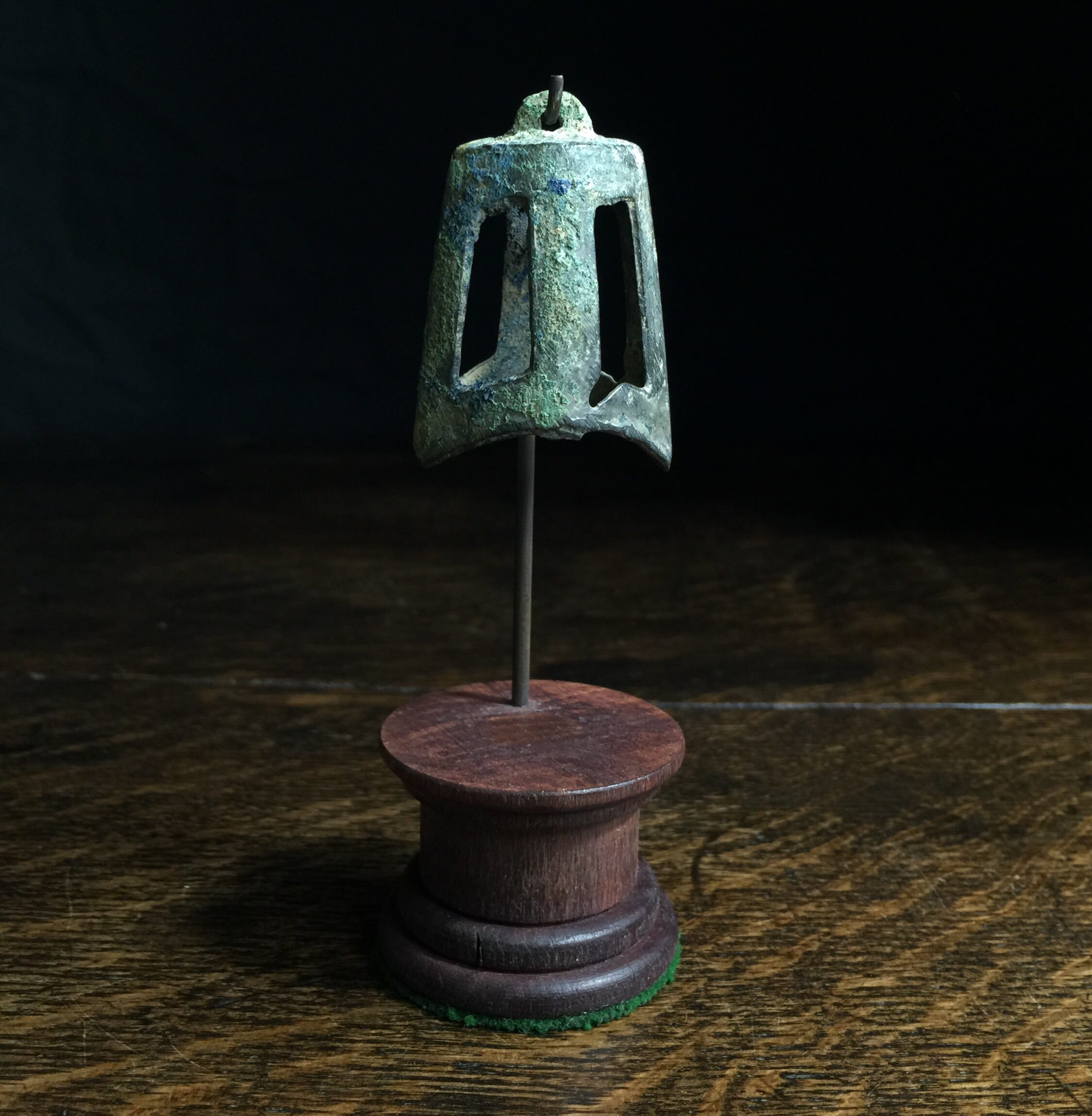 Chinese bronze bell, 206BC - 221AD-0