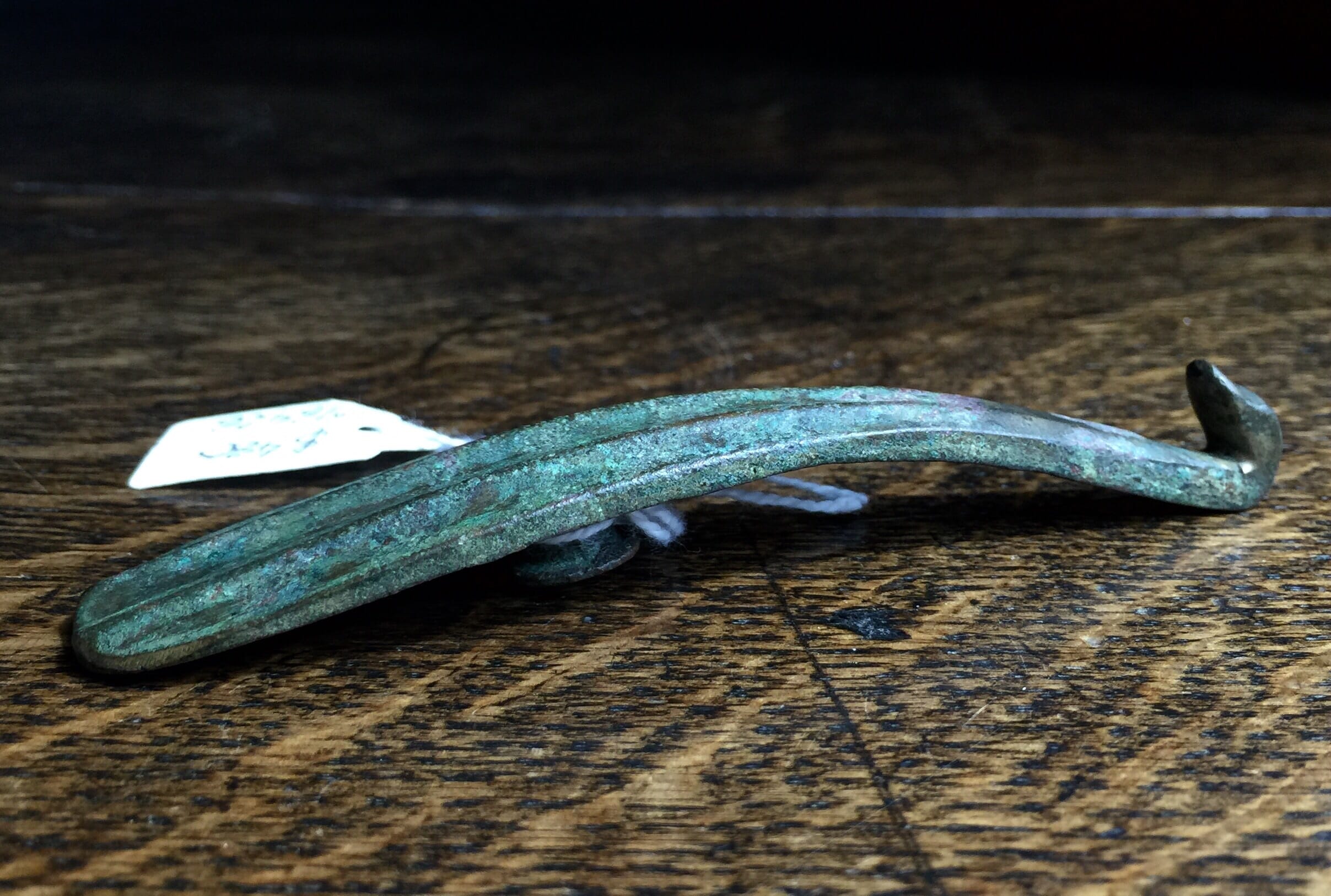 Chinese bronze belt hook, fluted with duck head hook, Han Dynasty-0