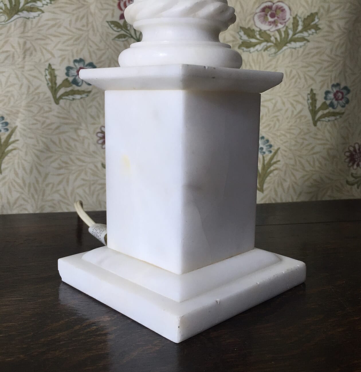 Marble lamp base, classical column, 20th century-11292