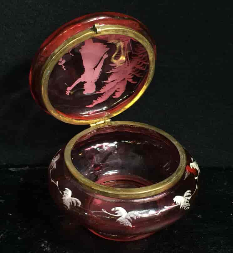 Victorian ruby glass 'Mary Gregory' type glass box, circa 1890-10891