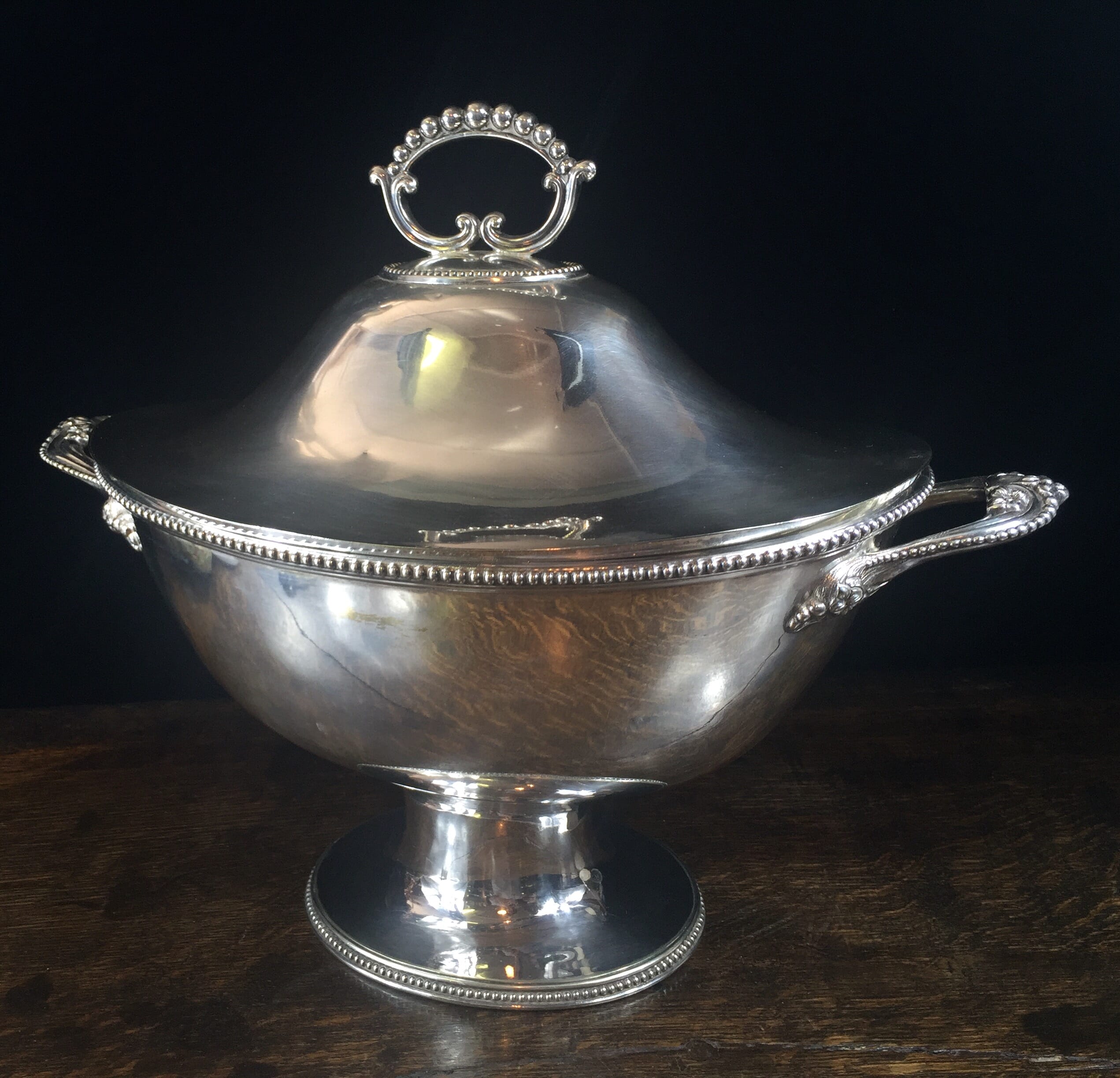 Large elegant silver plate tureen, circa 1900-0