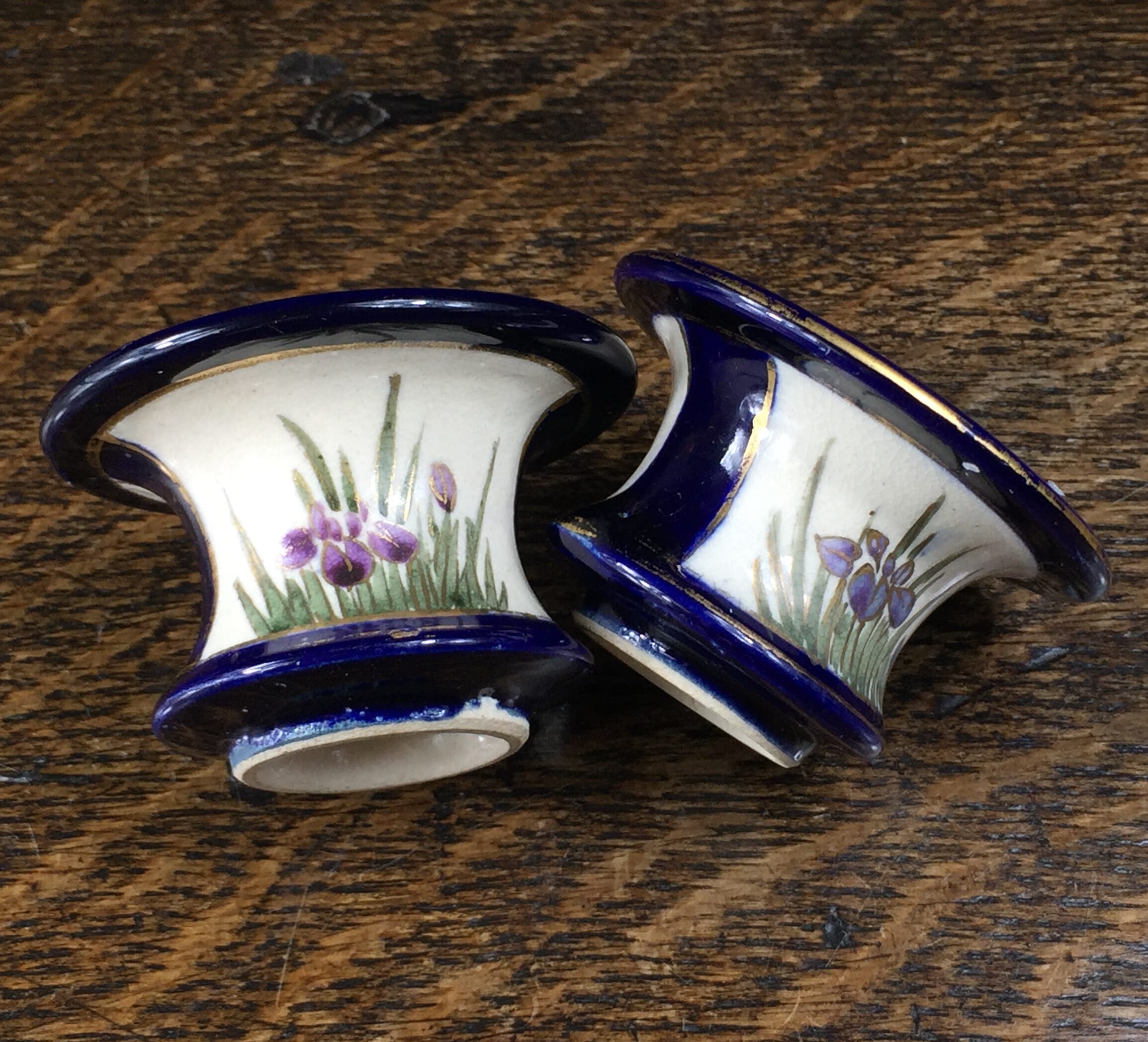 Small pair of Satsuma pots, Iris flowers, circa 1890-0