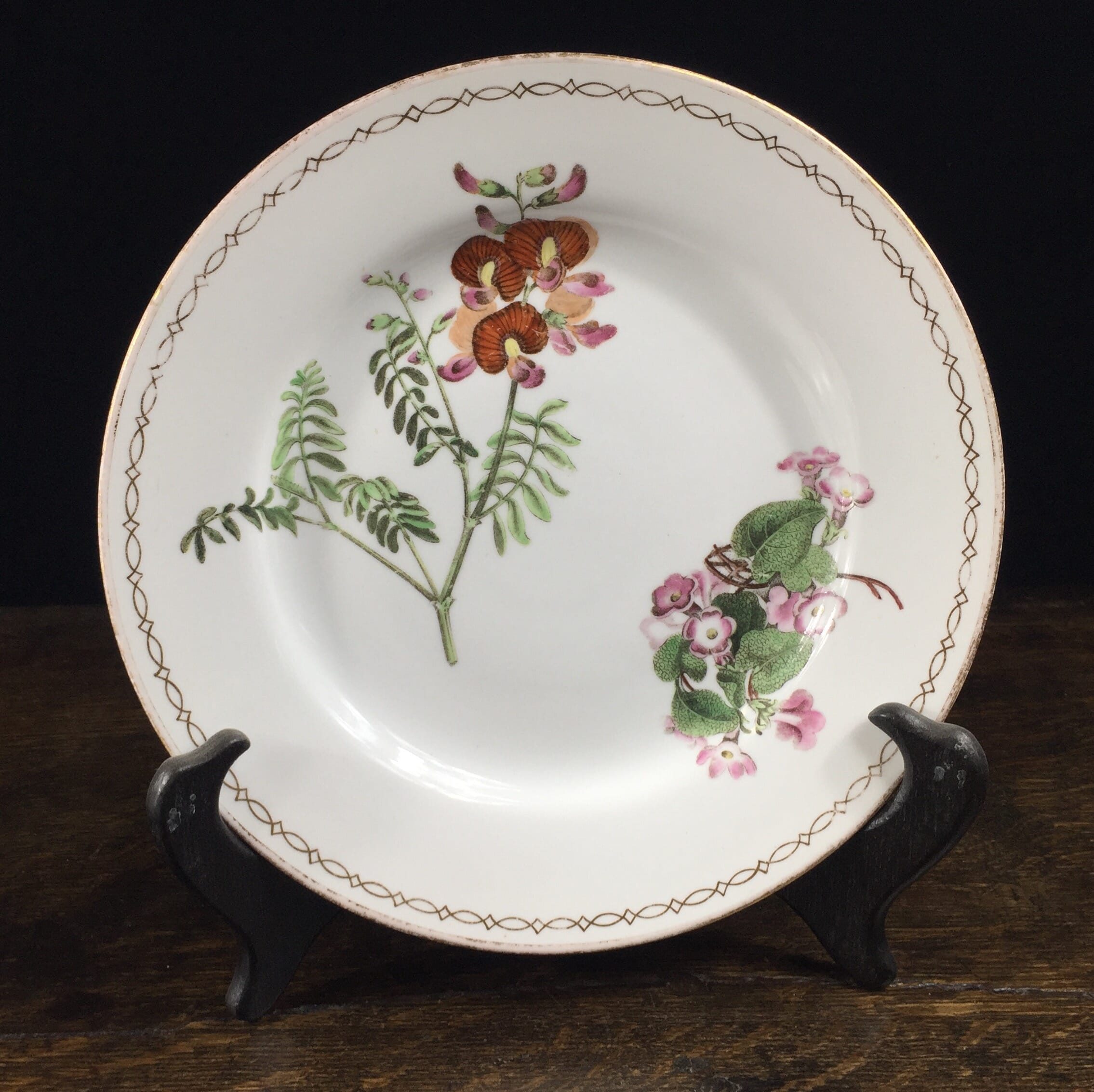 Wedgwood bone china plate, pattern 492, C. 1815-0