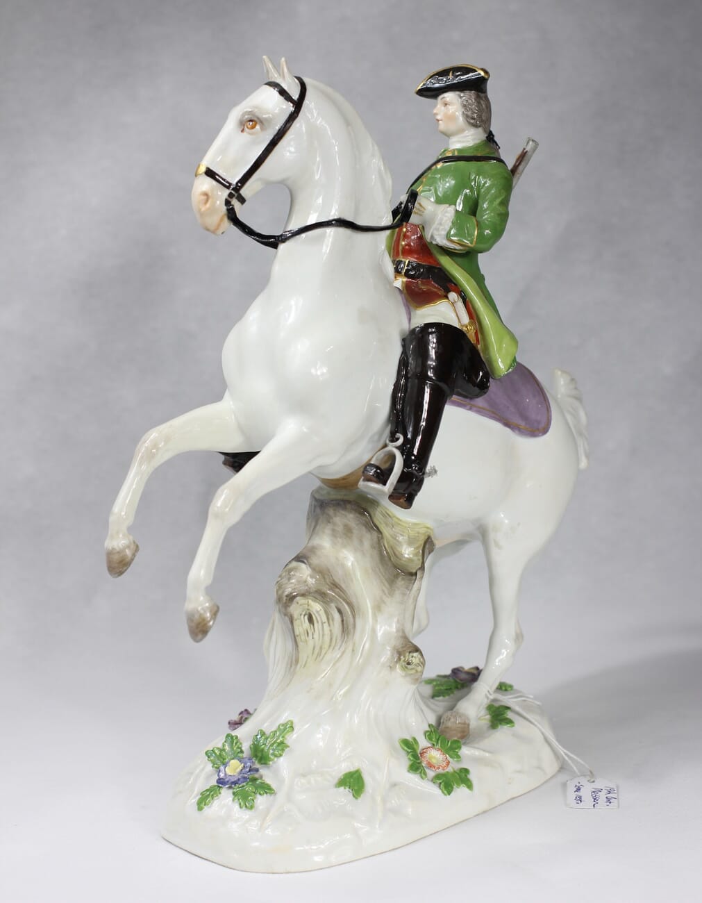 Meissen figure of a soldier on horseback, 19th century -13433