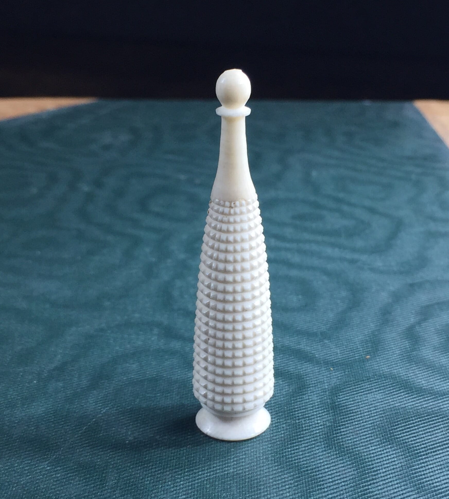 Ivory scent, unusual 'corncob' shape, c. 1900-0