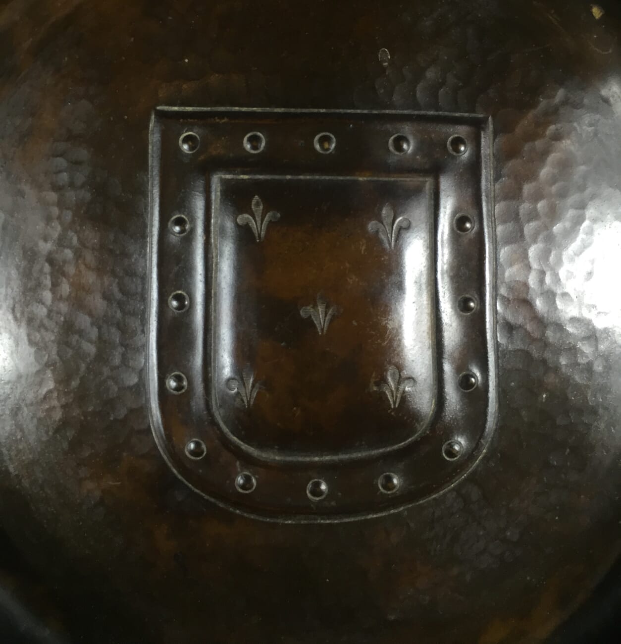 Brass wall plaque with shield and fleur de lis, 19th century-14661