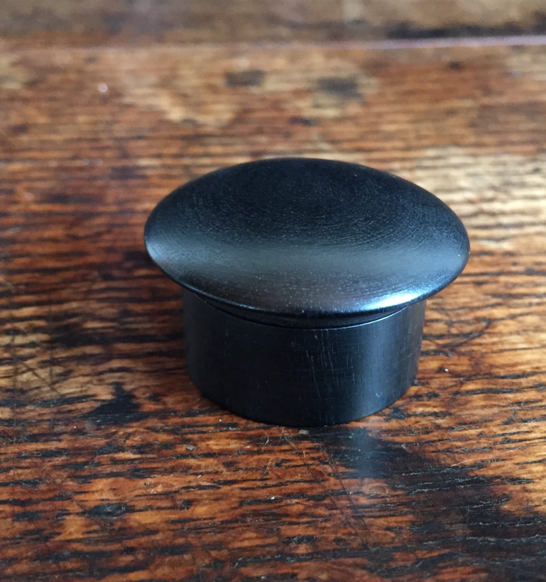 Ebony pill box, French c. 1900-0