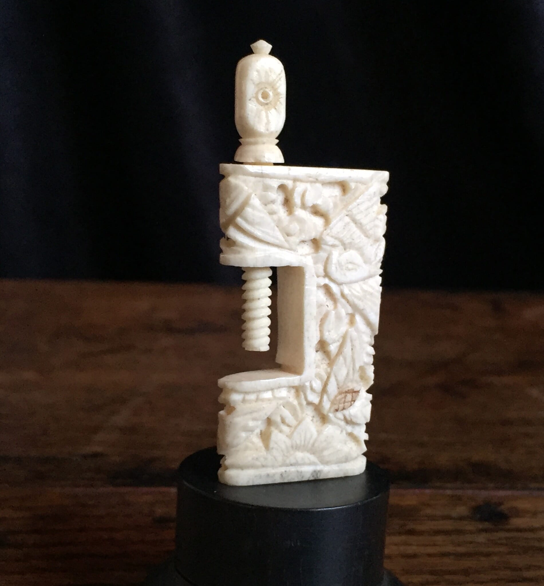 Ivory sewing tool, hemming clamp, Chinese 19th century-0