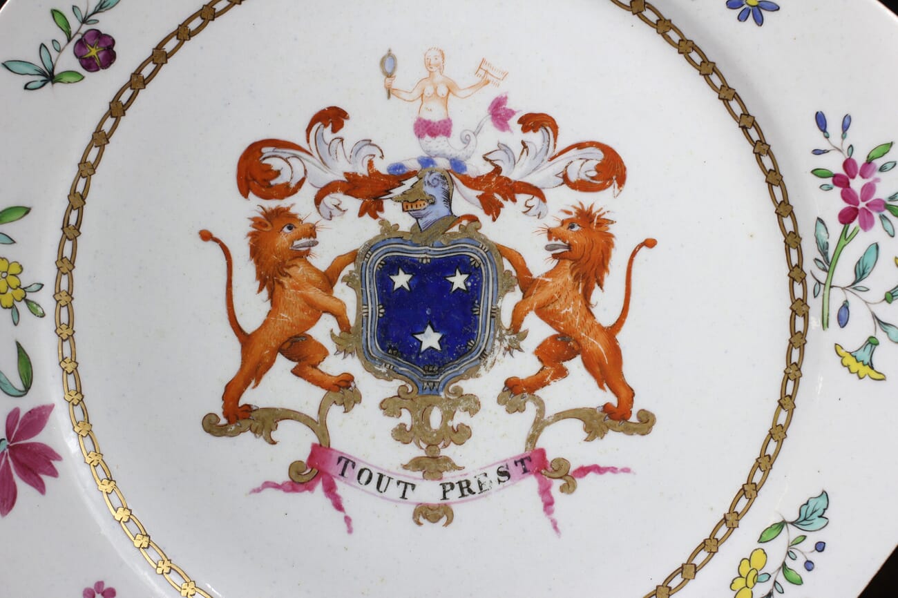 Armorial plate, Chinese export style, possibly Masons C. 1810-15550