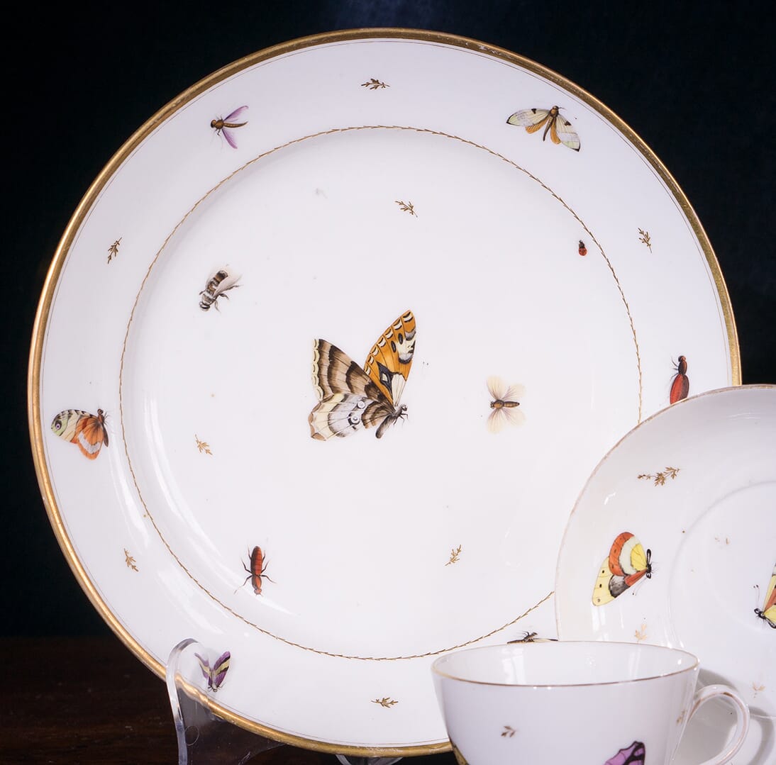 Paris plate with butterfly pattern, attributed to Potter, circa 1795-0
