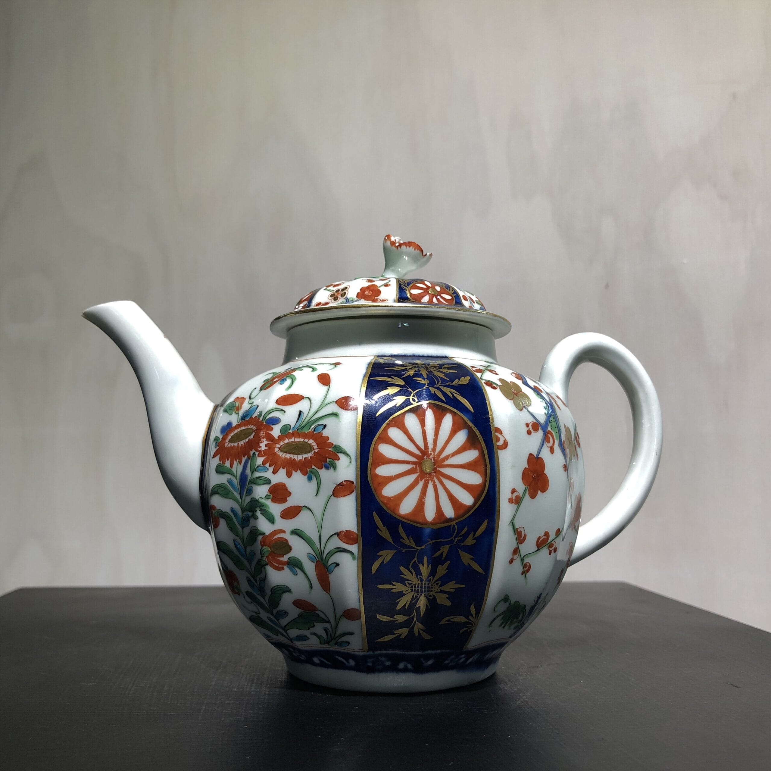Worcester Queens Pattern Teapot c.1770