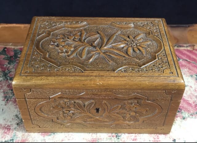 Vintage Hand Carved hot Wood Jewelry box