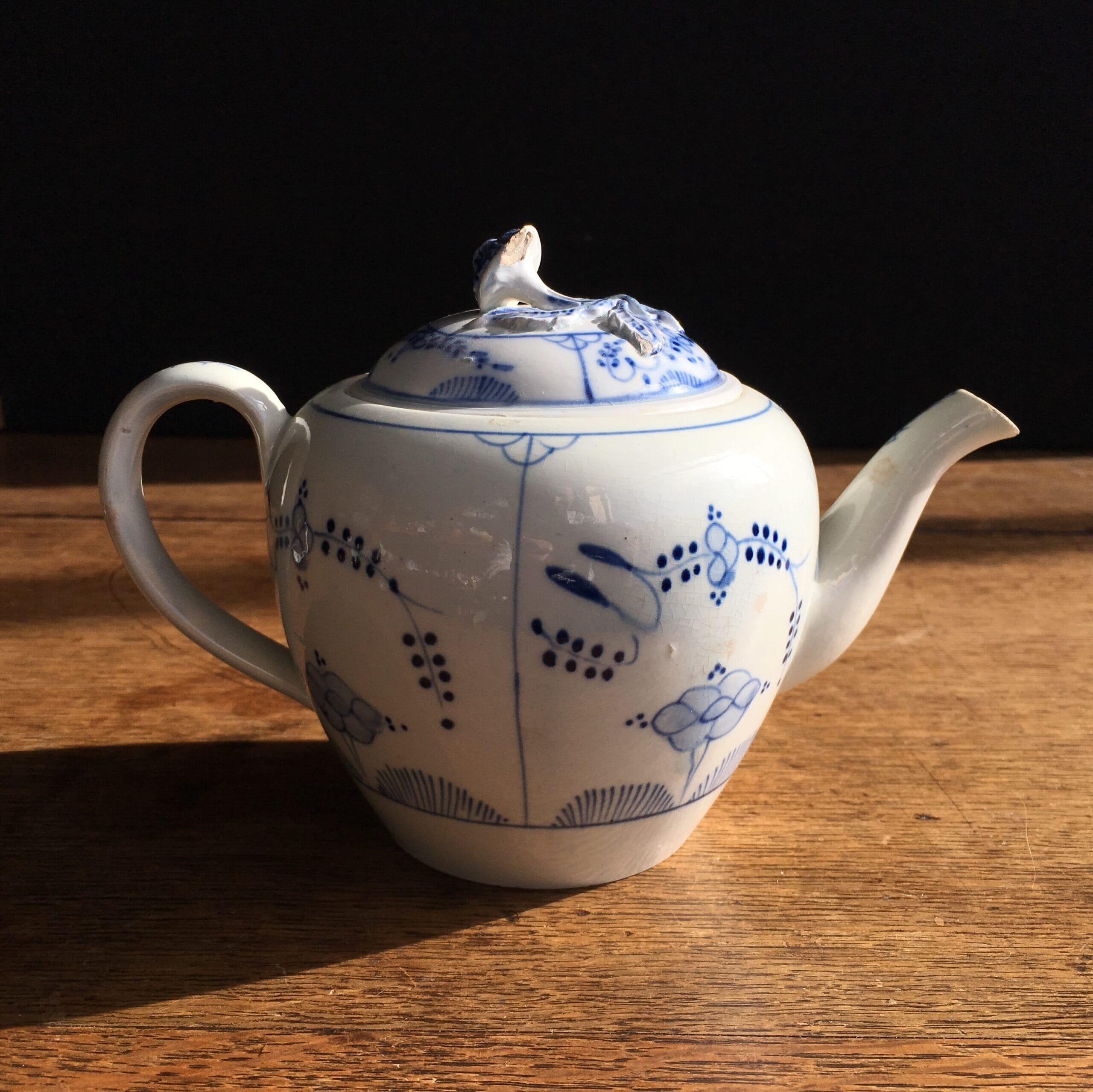 English Pearlware teapot, Meissen Immortelle pattern, c.1800 -0