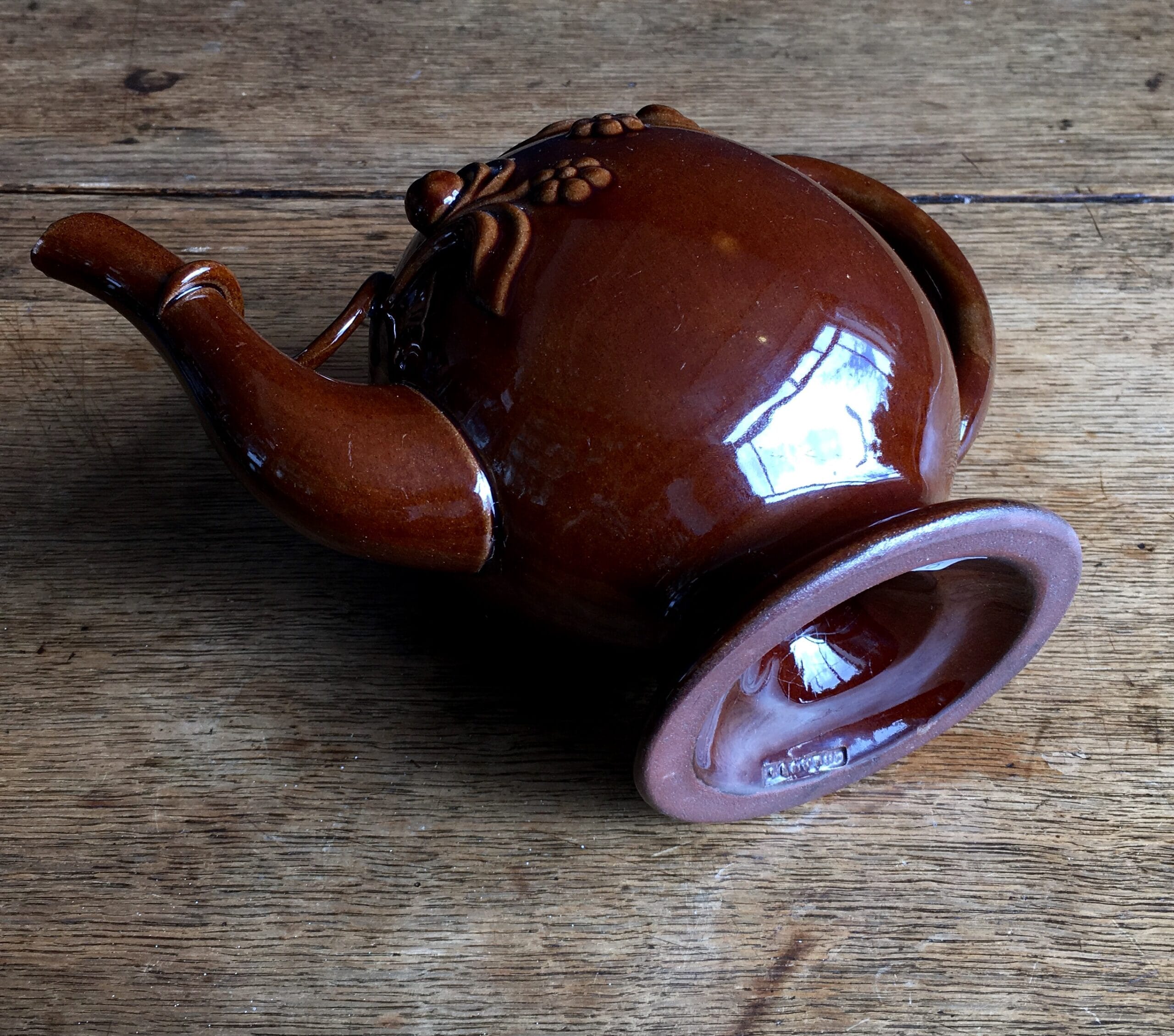 Copeland Cadogan teapot, Rockingham glaze, C. 1850 17293 Moorabool
